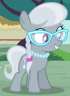 Detail Silver Spoon 
